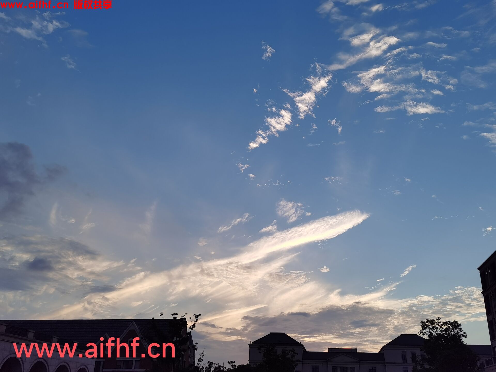 1-230G31T100240.jpg